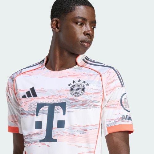 Preview: FC Bayern München Auswärts Trikot - 2025-26 Preview: FC Bayern München Auswärts Trikot - 2025-26