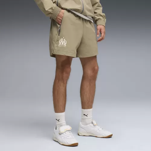 Puma OM PUMATECH Relaxed Woven Shorts - velvet moss