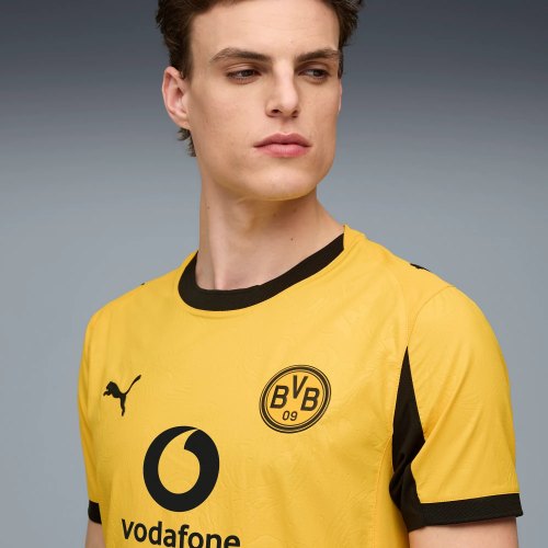 Borussia Dortmund Authentic Cup Trikot - 2025-26