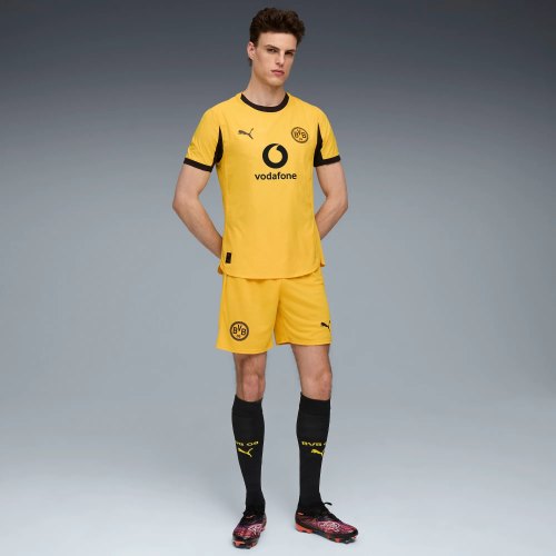 Borussia Dortmund Authentic Cup Trikot - 2025-26