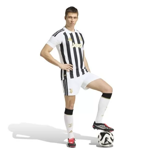 Juventus Turin Authentic Jersey - 2026-27